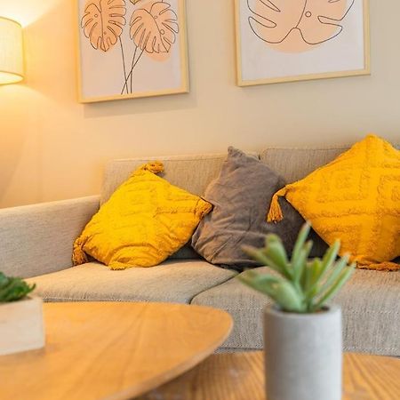 Duplex Confortable En Centre Avec 2 Chambres Châlons-en-Champagne Kültér fotó
