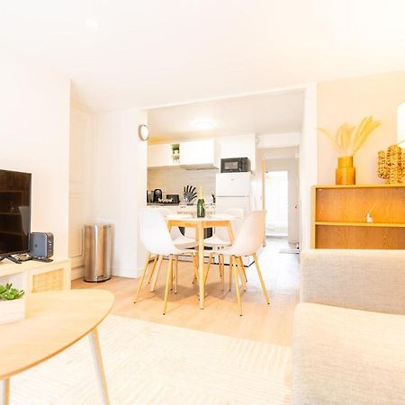 Duplex Confortable En Centre Avec 2 Chambres Châlons-en-Champagne Kültér fotó