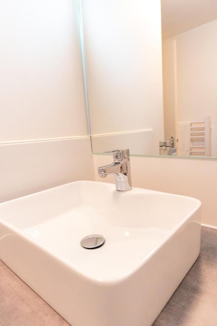 Duplex Confortable En Centre Avec 2 Chambres Châlons-en-Champagne Kültér fotó